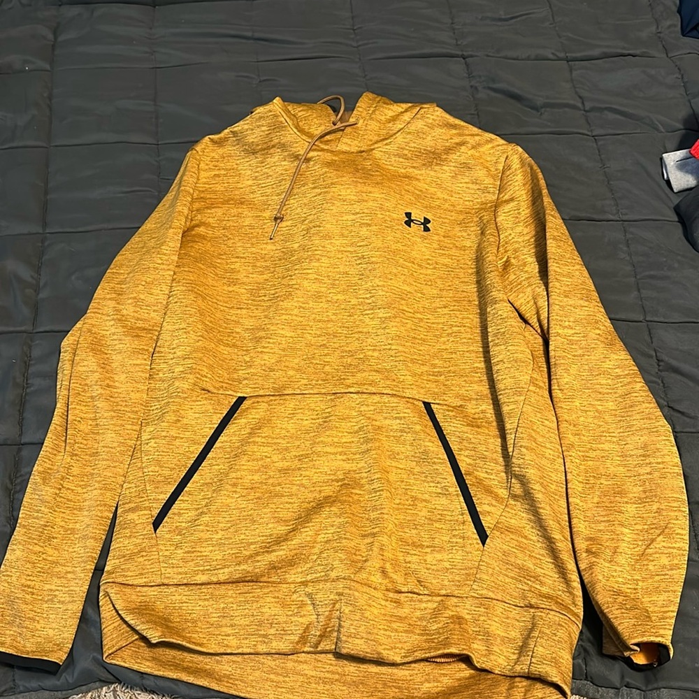 Under Armour Gold Sweatshirt